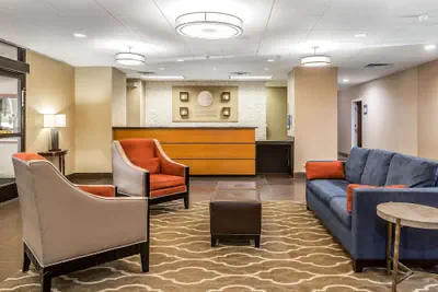 Photo 4 - Comfort Inn & Suites Dalton West