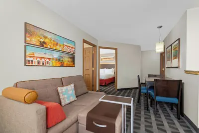 Photo 2 - Towneplace Suites By Marriott Brookfield