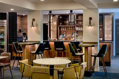 Photo 2 - Courtyard by Marriott Philadelphia Plymouth Meeting