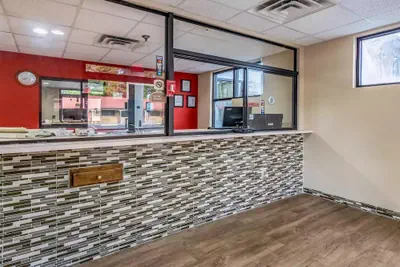 Photo 4 - Americas Best Value Inn Opelika