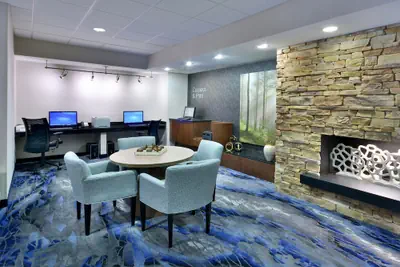 Photo 4 - Fairfield Inn & Suites by Marriott Charlottesville North