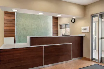 Photo 5 - Fairfield Inn by Marriott Philadelphia Airport
