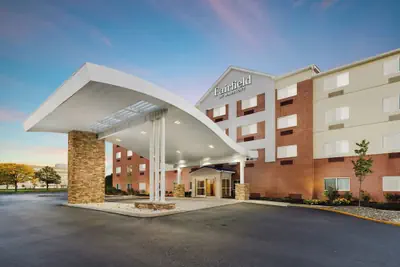 Photo 2 - Fairfield Inn by Marriott Philadelphia Airport