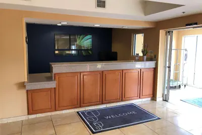 Photo 3 - Country Inn & Suites by Radisson, Fayetteville I-95, NC