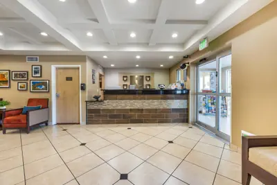 Photo 2 - Comfort Inn & Suites Orem - Provo