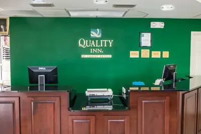 Photo 3 - Quality Inn Chipley I-10 at Exit 120