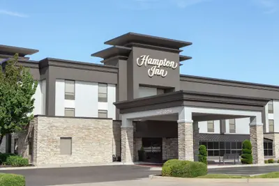 Photo 2 - Hampton Inn Oklahoma City-I-40 E. (Tinker Air Force Base)