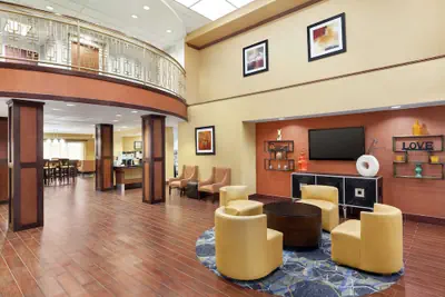 Photo 4 - Hampton Inn Oklahoma City-I-40 E. (Tinker Air Force Base)