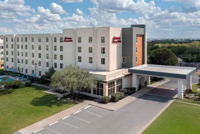 Photo 2 - Hampton Inn & Suites Austin-Airport