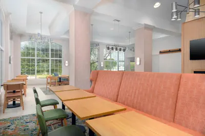 Photo 3 - Hampton Inn & Suites Austin-Airport