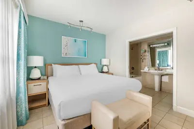 Photo 5 - Hilton Vacation Club Crescent on South Beach Miami