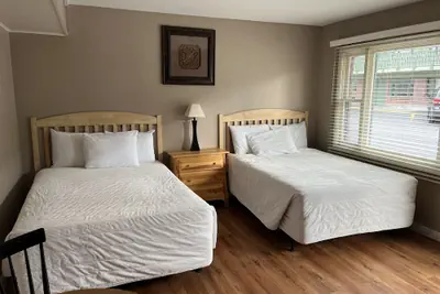 Photo 5 - Community Court Motel