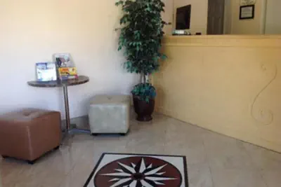 Photo 3 - Americas Best Value Inn Thousand Oaks