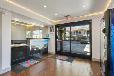 Photo 4 - Motel 6 La Mesa, CA