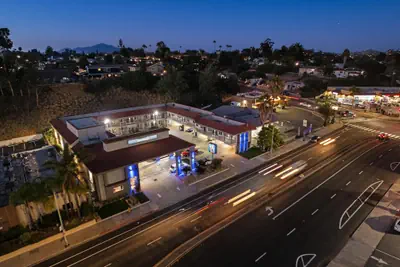 Photo 2 - Motel 6 La Mesa, CA