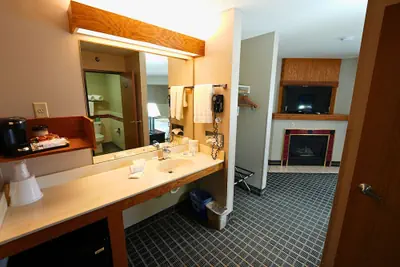 Photo 5 - Baymont by Wyndham Marshalltown