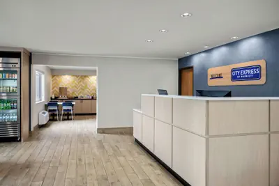 Photo 3 - City Express By Marriott Freeport