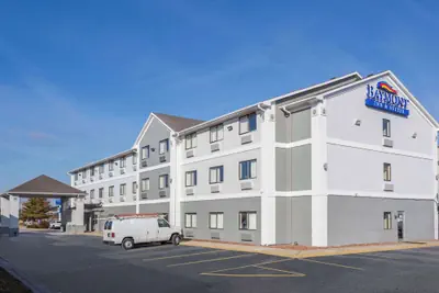 Photo 2 - Baymont by Wyndham Anderson