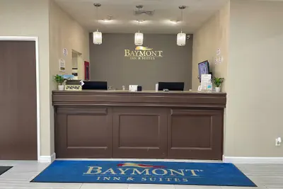Photo 4 - Baymont by Wyndham Anderson