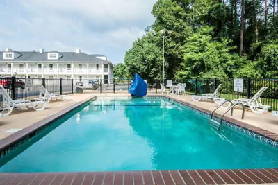 Photo 2 - Quality Inn Bainbridge