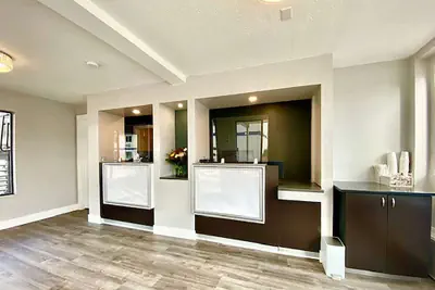 Photo 3 - Travelodge Inn & Suites by Wyndham Missoula University Park
