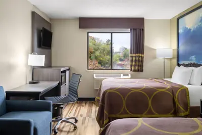 Photo 5 - Super 8 by Wyndham Hagerstown I-70