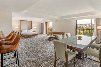 Photo 5 - Crowne Plaza San Diego - Mission Valley by IHG