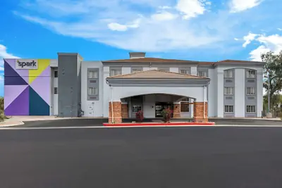 Photo 2 - Spark by Hilton Glendale Phoenix North