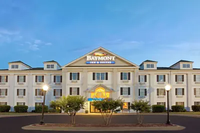 Photo 2 - Baymont by Wyndham Pearl
