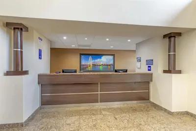 Photo 3 - Best Western Northwest Inn