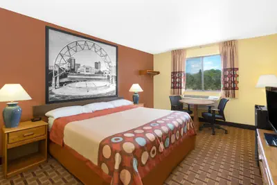 Photo 5 - Super 8 by Wyndham Boone