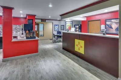 Photo 3 - Super 8 by Wyndham Roswell