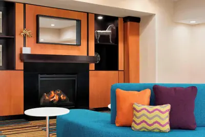 Photo 3 - Fairfield Inn & Suites Hartford Manchester