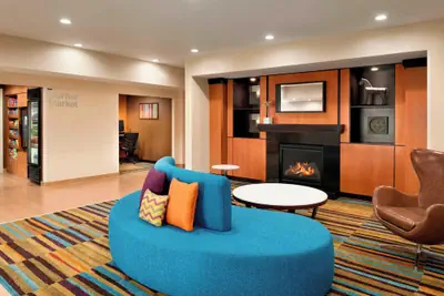 Photo 2 - Fairfield Inn & Suites Hartford Manchester