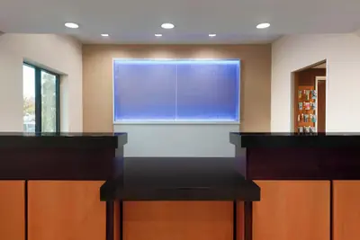 Photo 4 - Fairfield Inn & Suites Hartford Manchester