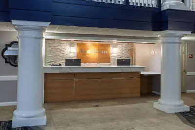 Photo 3 - AmericInn by Wyndham Peoria