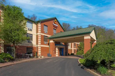 Photo 2 - Comfort Suites Pittsburgh Airport