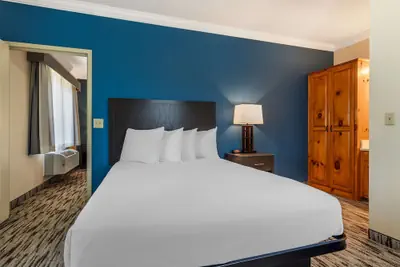 Photo 5 - Best Western Dinosaur Valley Inn & Suites
