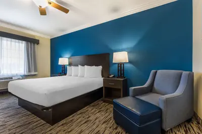 Photo 4 - Best Western Dinosaur Valley Inn & Suites