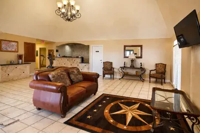 Photo 3 - Americas Best Value Inn & Suites Sonora