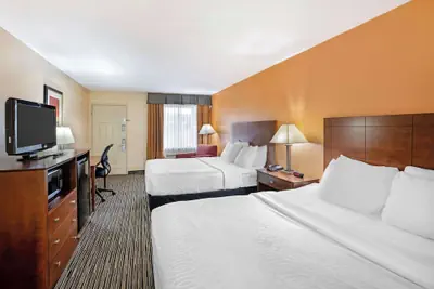 Photo 5 - Best Western Snyder Inn