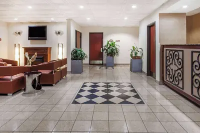 Photo 2 - Baymont by Wyndham Columbia Fort Jackson