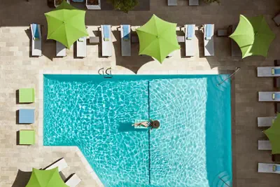 Photo 2 - Sunset Marquis
