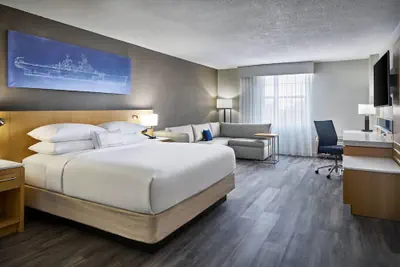 Photo 4 - Delta Hotels by Marriott Norfolk Airport
