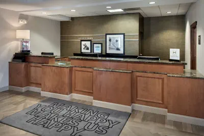 Photo 4 - Hampton Inn Boston - Logan Airport