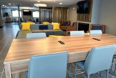 Photo 3 - Microtel Inn & Suites by Wyndham Rapid City