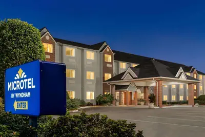 Photo 2 - Microtel Inn & Suites by Wyndham Tifton