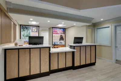 Photo 3 - Sonesta ES Suites Portland Vancouver 41st Street