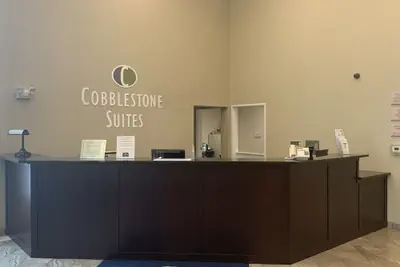 Photo 2 - Cobblestone Suites Oshkosh