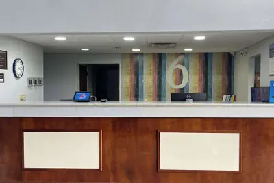 Photo 4 - Motel 6 Canton, MS